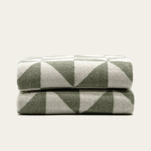 Load image into Gallery viewer, Umbra Towels
