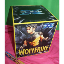 Load image into Gallery viewer, Marvel X-Men Wolverine Ultimate Bust Limited Figurine Diamond Select Toys 2002
