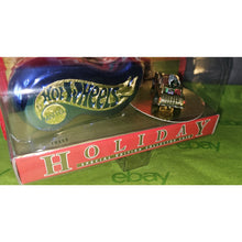 Load image into Gallery viewer, Hot Wheels Mattel Holiday Toy Car Special Collector's Ed Tannenbomb 1996 2 Of 4
