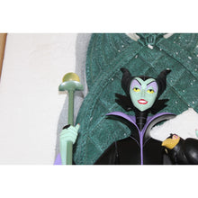 Load image into Gallery viewer, Maleficent Domain Exclusive Limited Edition Disney Auctions 31" Statue 258/260
