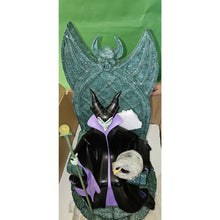 Load image into Gallery viewer, Maleficent Domain Exclusive Limited Edition Disney Auctions 31" Statue 258/260
