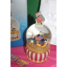 Load image into Gallery viewer, Disney Store Mickey's Yankee Doodle Dandy Musical Snow Water Globe July 4 1776
