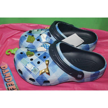 Load image into Gallery viewer, Bath &amp; Body Works Gingham Crocs Collab Sandals Clog Footwear W/ 8 Jibbitz W8 M6
