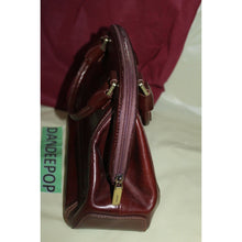 Load image into Gallery viewer, Giuda Italy Brown Leather Designer Women's Handbag With Bag

