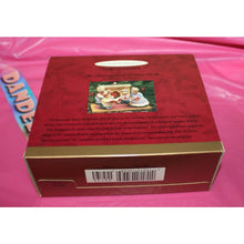 Load image into Gallery viewer, Hallmark Keepsake The Bearingers Flickering Light Fireplace Display Holiday 1993
