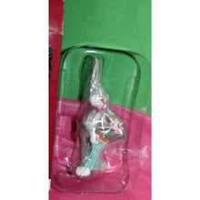 Load image into Gallery viewer, Hallmark Keepsake Looney Tunes Bugs Bunny Holiday Christmas Ornament 1993 QX5412
