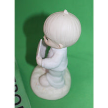 Load image into Gallery viewer, Precious Moments High Hopes 1989 Figurine Samuel Butcher 521957
