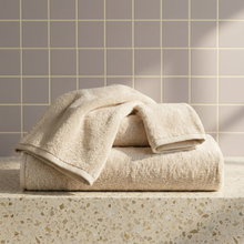 Load image into Gallery viewer, Ultraplush Australian Cotton Towels
