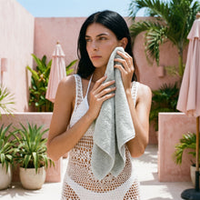Load image into Gallery viewer, Ultraplush Australian Cotton Towels
