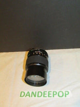 Load image into Gallery viewer, Korea Sakar MC 1:2.8 F=135 No 820894 Camera Lens for 35 mm cameras With Filter
