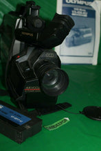 Load image into Gallery viewer, Vintage Olympus VHS Movie Camera 1988 VX-406-KU With Manual And Batteries
