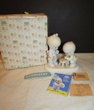 Load image into Gallery viewer, Precious Moments Thumb-body Loves You 1990 Samuel Butcher Figurine 521698 w/ box
