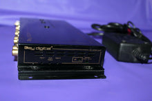 Load image into Gallery viewer, Vintage Key Digital 2 To 4 HDMI Distributor Amp &amp; Switcher With Remote KD 2X4P
