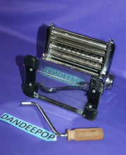Load image into Gallery viewer, Titania Made In Italy Hand Made Chrome Pasta Maker 0904
