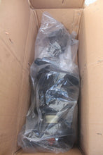 Load image into Gallery viewer, Pair Of Coil Spring Shock And Strut Left And Right For A Honda Civic 2003-05
