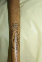 Load image into Gallery viewer, Vintage Ralph Kiner Louisville Hillerich &amp; Bradsby 125J Powerized Baseball Bat
