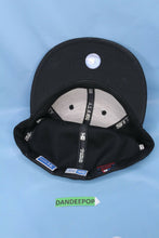 Load image into Gallery viewer, New York Mets NY 59Fifty Baseball Black W/ Silhouette With Sticker 7 5/8 New Era
