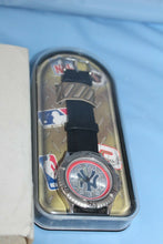 Load image into Gallery viewer, New York Yankees Avon MLB 1998 Sport Champions Watch In Container NY Baseball
