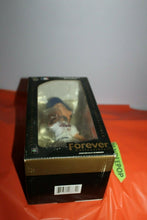 Load image into Gallery viewer, Forever Collectibles New York Mets MLB Baseball Tom Glavine Legend Figure Ltd Ed

