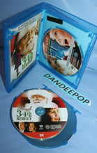 Load image into Gallery viewer, Miracle on 34th Street (Blu-ray/DVD, 2011, 2-Disc Set, Includes Digital Copy)
