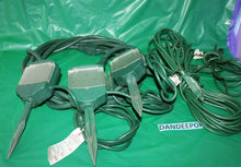 Load image into Gallery viewer, Heavy Duty Extension Cord Plug 3 Outdoor Grade Tri Outlet Stakes YL-9 With Extra
