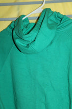 Load image into Gallery viewer, Green Ireland Celtic Nation Souvenir Sweatshirt Pullover Landodowne S/M
