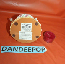 Load image into Gallery viewer, Yankee Candle Gingerbread Couple Tealight Holder 1179052
