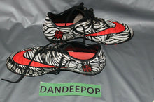 Load image into Gallery viewer, Size 7 - Nike Hypervenom Phelon 2 FG Neymar

