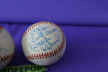 Load image into Gallery viewer, Vintage Rawlings Autographed MLB Sports Baseball 2 Brooks Robinson Signed Balls
