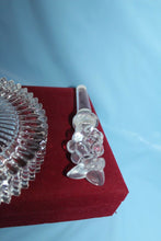 Load image into Gallery viewer, Mikasa Diamond Fire Wine Set Crystal Bottle Holder With Stopper In Holder
