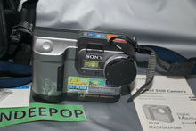 Load image into Gallery viewer, Sony Mavica MVC-FD88 1.3MP Digital Camera - Metallic gray
