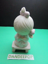 Load image into Gallery viewer, Precious Moments Scent From Above 1986 Samuel Butcher 100528 Enesco Figurine
