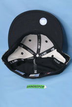 Load image into Gallery viewer, New York Mets  59Fifty Baseball Black And White Logo Hat 7 5/8 New Era Fitted
